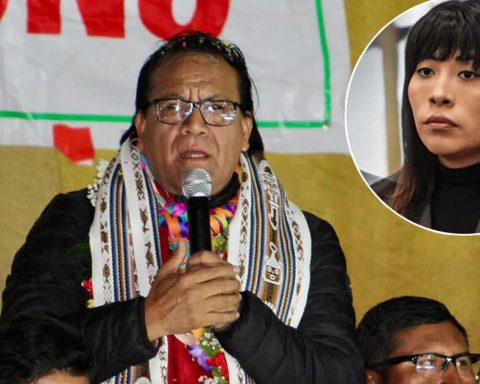 Congressman Roberto Sánchez defends Betssy Chávez's hiring in his office