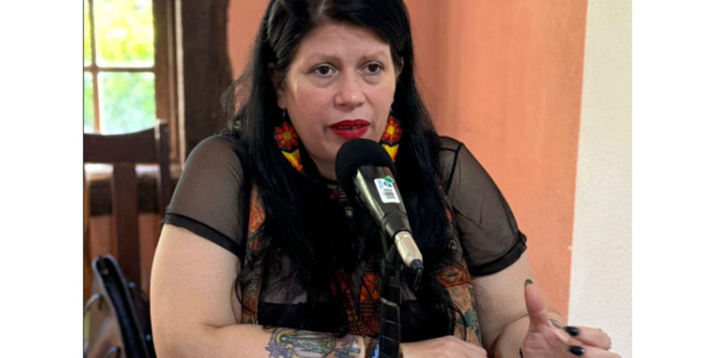 Conversation with the author has an unprecedented interview with Argentina Dolores Rey