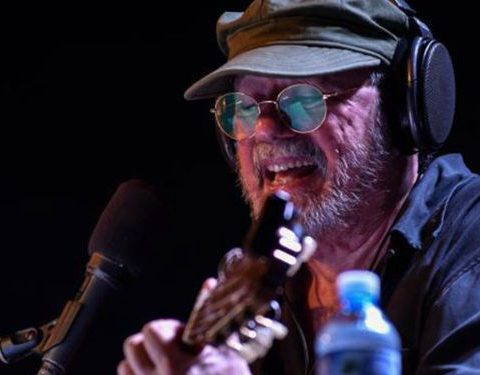 Silvio Rodríguez, Cuba