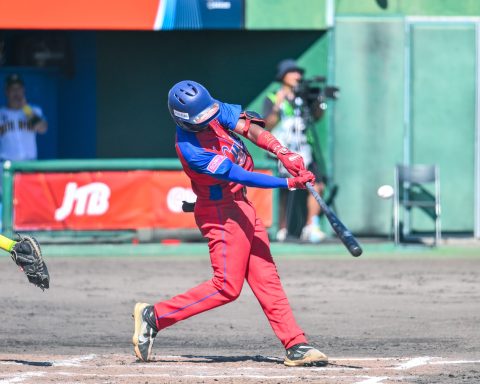 Cuba destroys South Africa in the under-18 baseball world