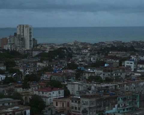 Cuba leaves the blackout, but its electrical system is in ruins