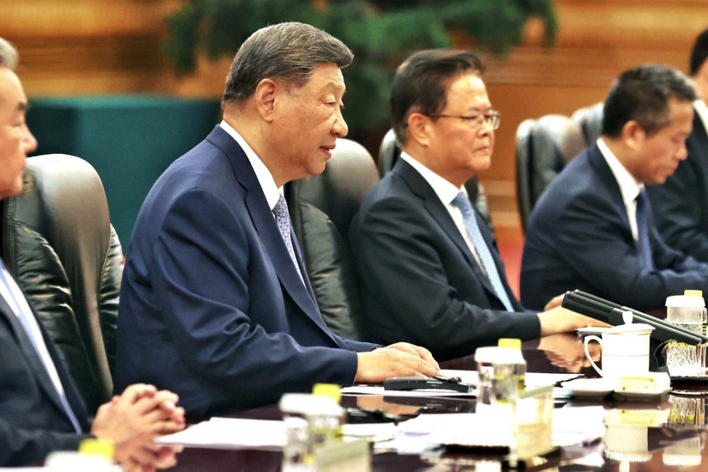 Cuba negotiates with China restructuring its bank, financial and business debts