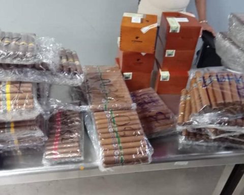 Cuban tobacco seizures: 4,500 cigars in Havana, 133 in Spain