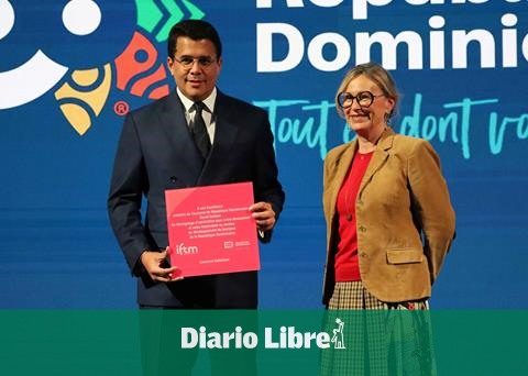 David Collado urges France to promote RD as a safe destination