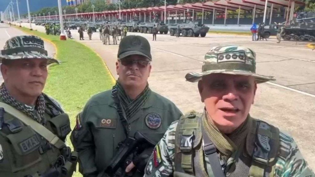 Defense Minister denies fake news about the dropout of FANB officers