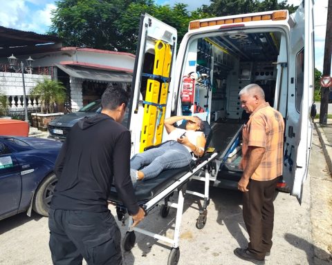 Diarrheal outbreak on a train forces an emergency stop in Villa Clara