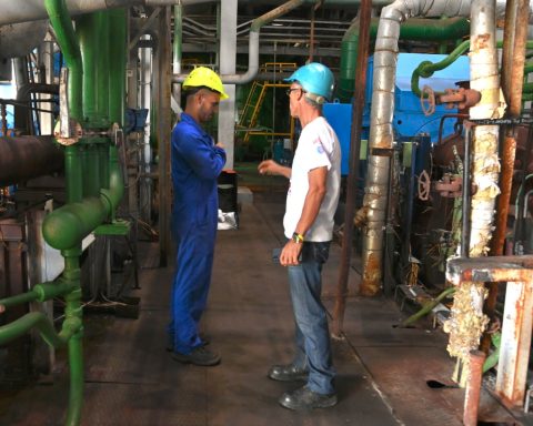 Díaz-Canel in the Guiteras thermoelectric plant: capital maintenance is unplazable