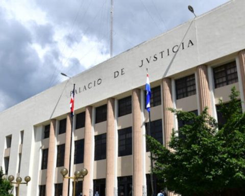 Golpe al fraude digital: juez envía a prisión red comercializaba señales digitales