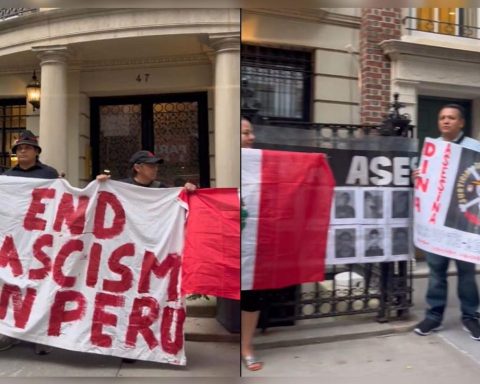 Dina Boluarte: Citizens again protest in the US and arrive at the Peru Consulate in rejection of the president