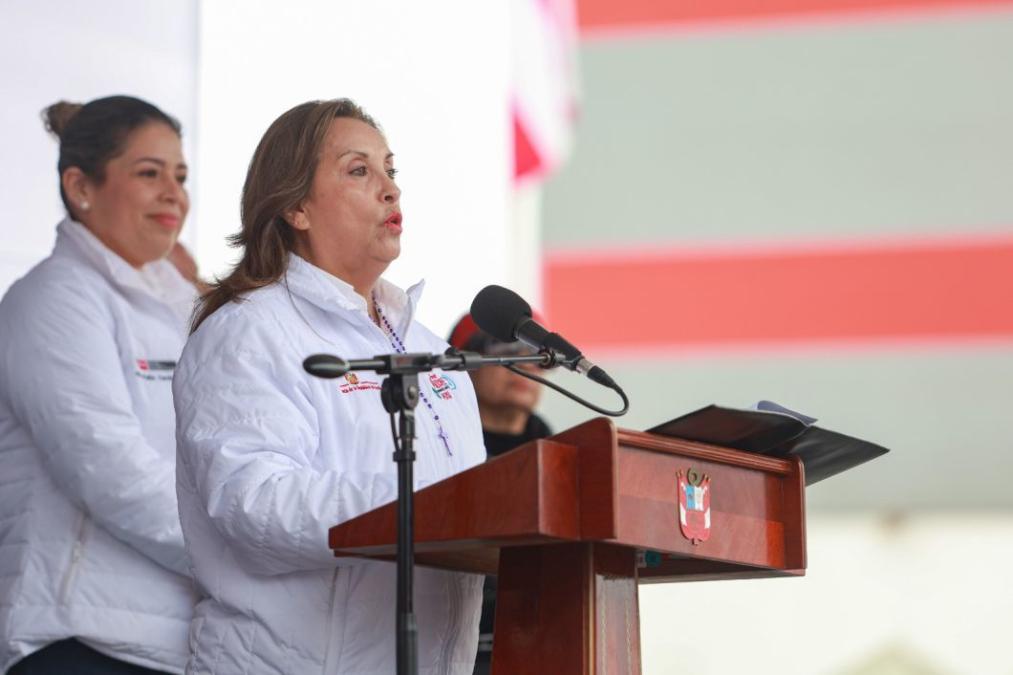 Dina Boluarte in favor again withdrawal from AFPs: "Workers' money is family money"