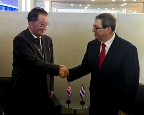 Diplomats of Cuba and North Korea are reunited after official link between Havana and Seoul