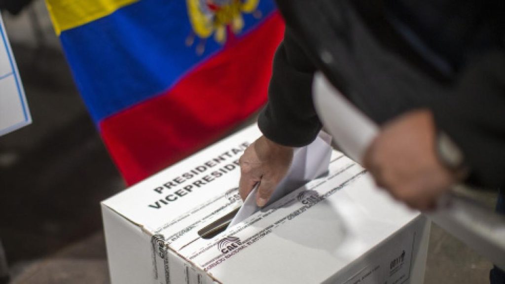 Ecuador government says that no entity can stop referendum in the electoral period