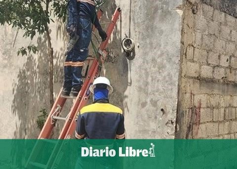 Edeeste discovers an illegal underground connection in San Pedro de Macorís