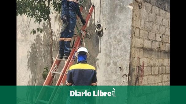 Edeeste discovers an illegal underground connection in San Pedro de Macorís