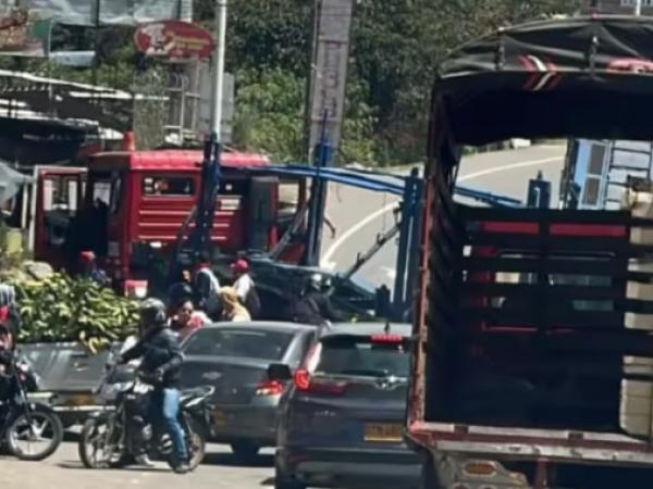 Entrepreneurs ask for government actions to lift blockade on the Pan -American road