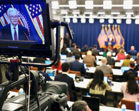 Federal Reserve cuts rates in 25 base points; It provides constant reduction rhythm