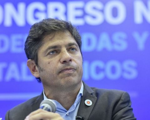 Filtrations in the Government: Axel Kicillof accuses lack of control and questions the role of Karina Milei
