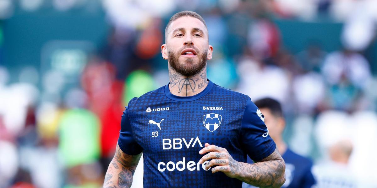 Find Sergio Ramos-Ryanair for 'Cibeles'