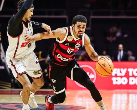 Flamengo wins and still dreams of a place in the final of the Basketball World