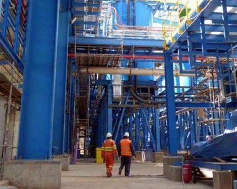 For each Sherritt worker in Bahamas, Havana charges almost 100,000 Canadian dollars per year