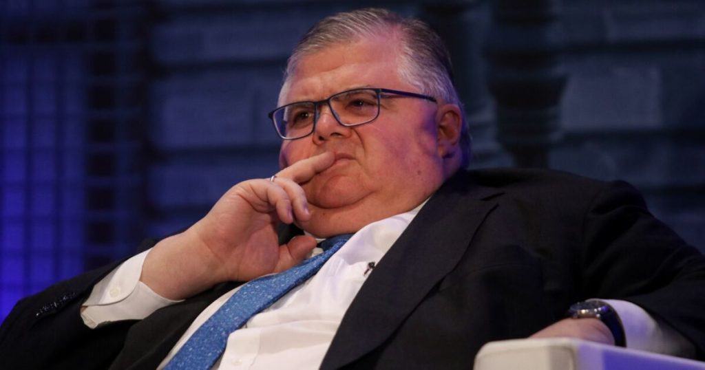 Former Banxico governors do not believe in cryptos and alert for historical disorder