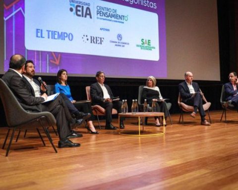Former ministers and experts presented their formulas to avoid fiscal collapse in Colombia