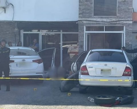 Investigan cuatro policías por cinco muertes Santiago