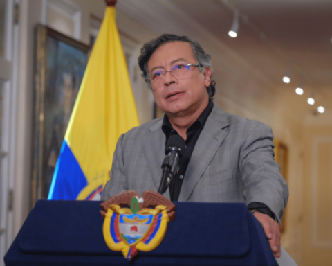 'Fraud': petro, vehement with former director of Nueva EPS, after report of the CGR