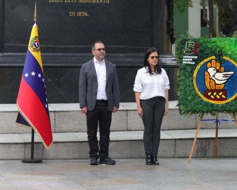 Gil: Letter from Jamaica drew the path of our Latin American doctrine