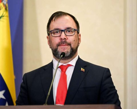 Gil: We ask to step forward in defense of the peace zone in the region