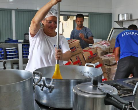 Global investment in lunch folds and feeds 80 million more