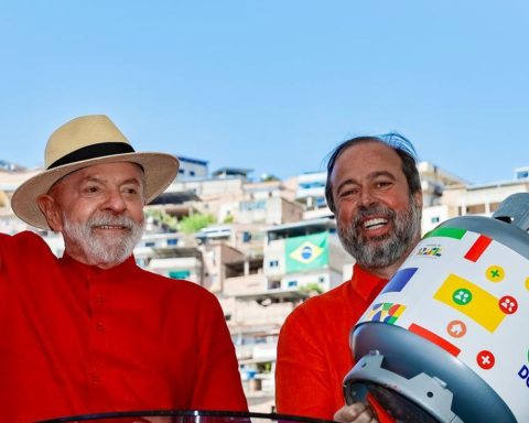 Government guarantees free gas to 15.5 million families