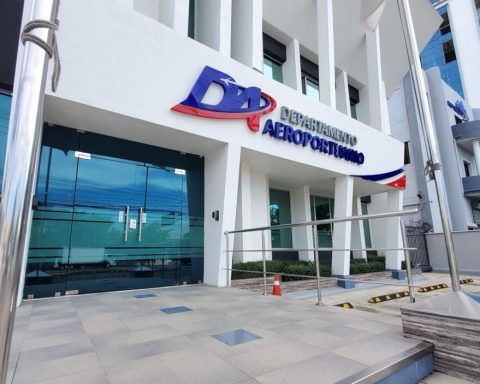 Gobierno ordena a Aerodom pagar US$5 millones por daños causados apagón en AILA