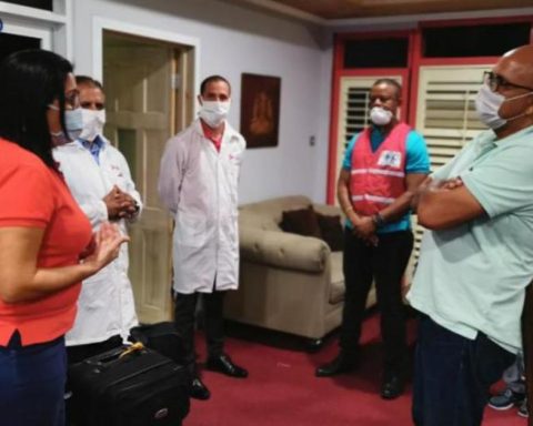 Granada announces "Important changes" In the hiring of Cubans after an US request