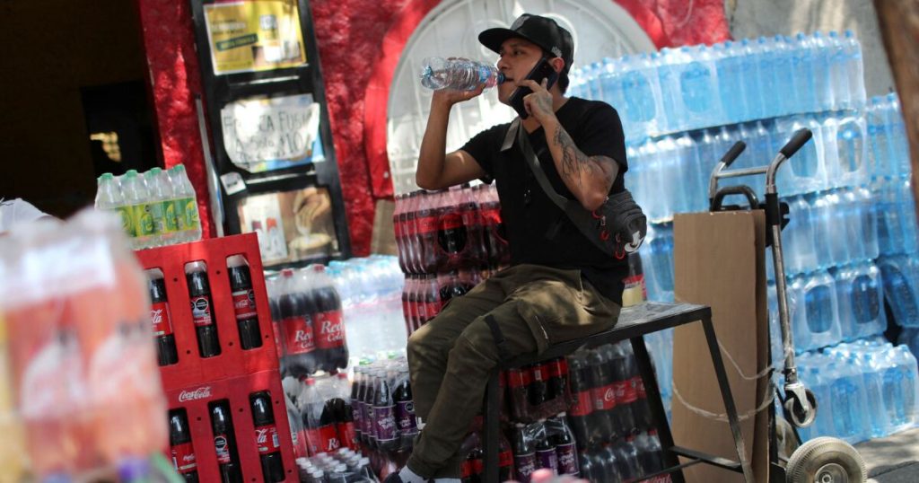 Hacienda states that taxes on soft drinks and tobacco will go to health, but not label them