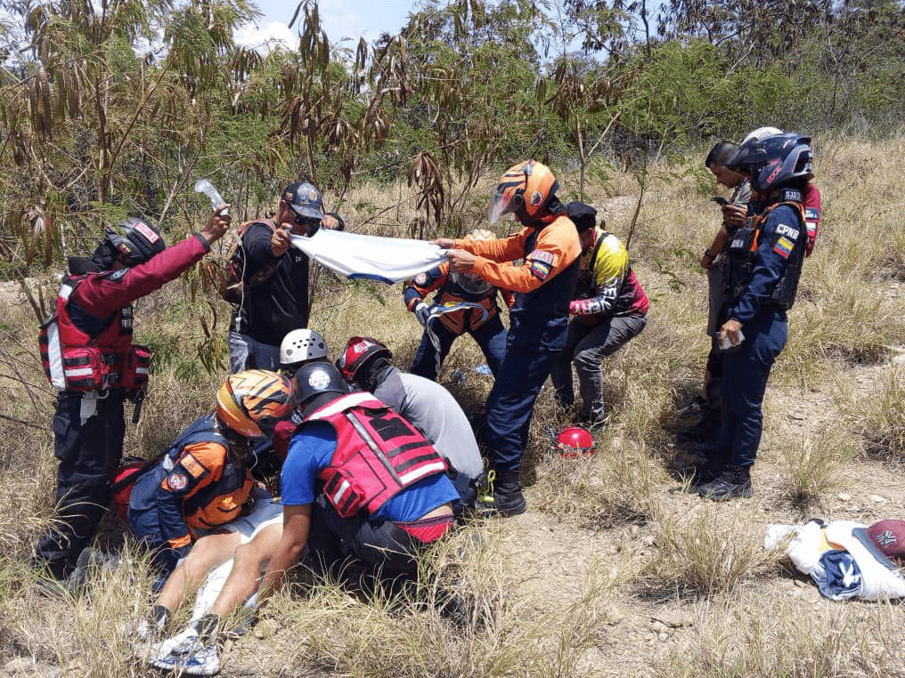 He died baseball coach when his motorcycle collided with a wall