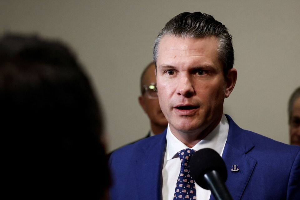 Head of the Pentagon states that military operations against drug trafficking will not cease