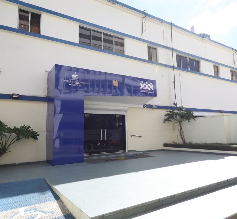 Contrataciones anula 39 contratos del Inabie