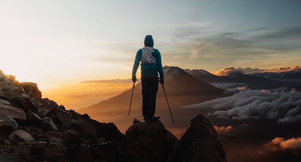 Historic record: Peruvian Thomas Schilter conquers three arequipa volcanoes in 30 hours