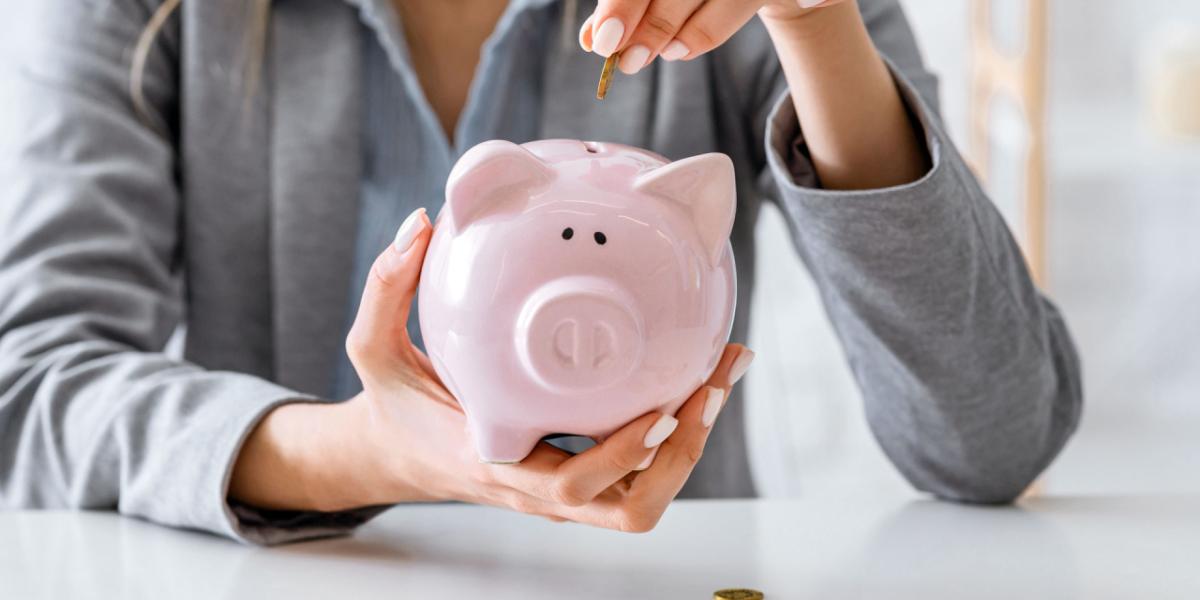 How to cut family expenses to invest better in 2026?