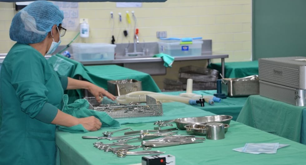 Huancayo: Prosecutor's Office Cleaning of surgical instruments at Ramiro Prialé Hospital