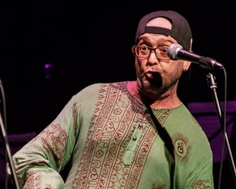 Humorous show with Rigoberto Ferrera