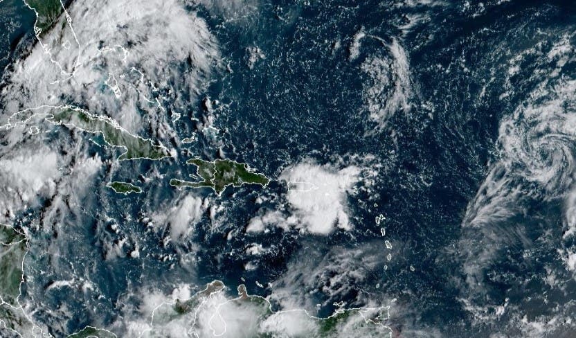 Indomet: Aguaceros y tormentas eléctricas en varias provincias