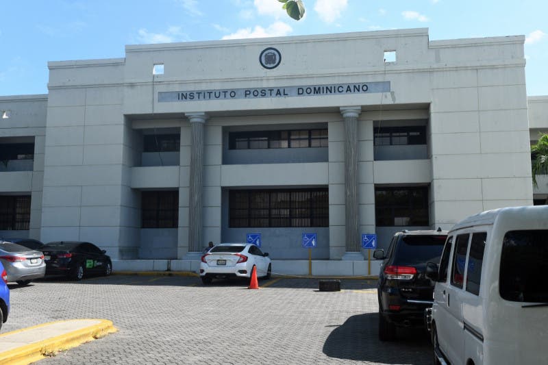 INPOSDOM suspende temporalmente envíos de mercancías a EE.UU. tras eliminación de exención arancelaria