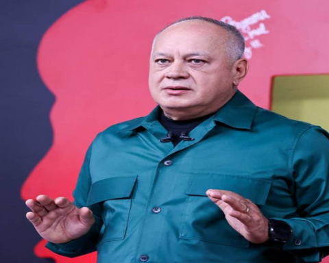 "If you authorize us, we stick to drug trafficking in the Pacific!"