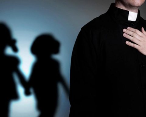 Interpol Capture in Uruguay to formerSacerdote accused of raping 30 minors in Tapacarí boarding school (Cochabamba)