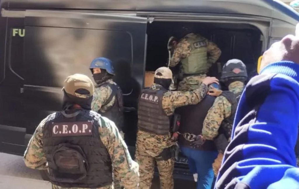 Involved in the triple murder of Argentina crossed Bolivia for an illegal step and is now being held in Jujuy