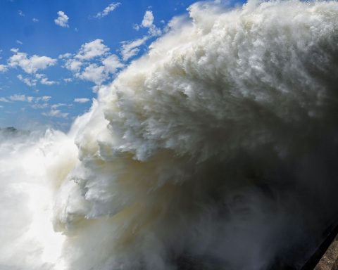 Itaipu hydroelectric dam reaches the milestone of 3.1 billion MWh produced