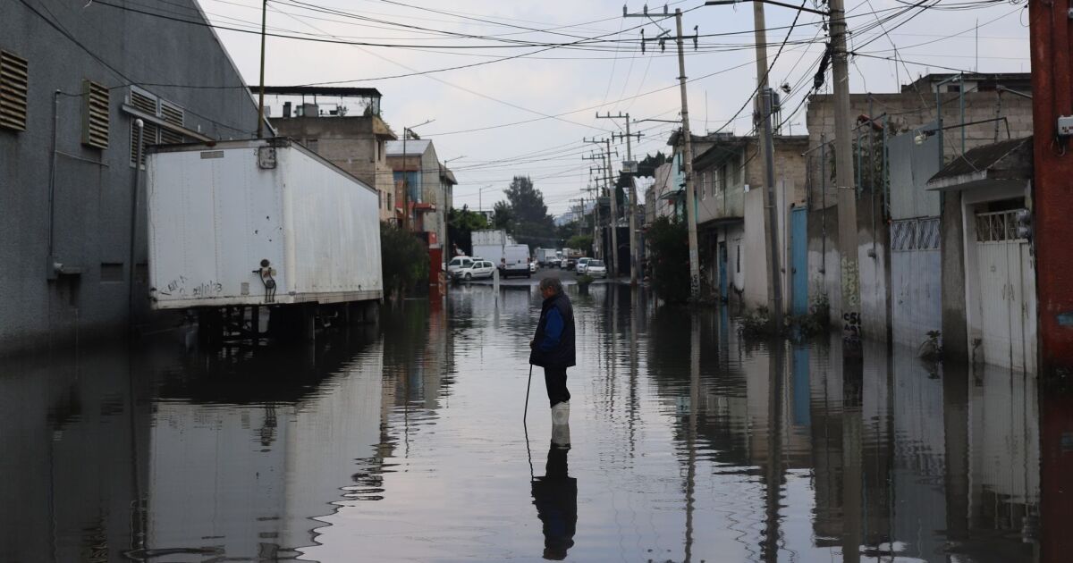Iztapalapa is again impacted by floods: "We are between the mud"