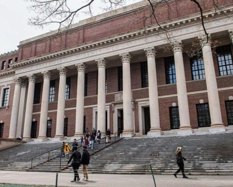 Judge cancels Millionaires White House Fund cuts to Harvard, a legal victory for the university that Trump intends to appeal